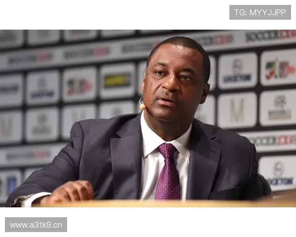 埃尔坎致电足协主席谈裁判忧虑